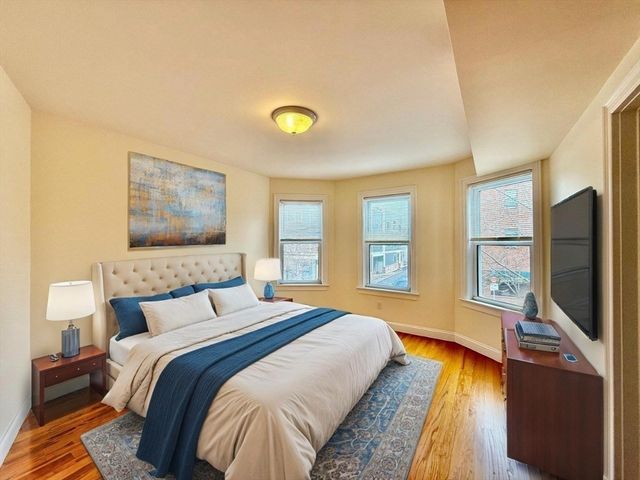 724 Cambridge St 2, Cambridge, MA 02141