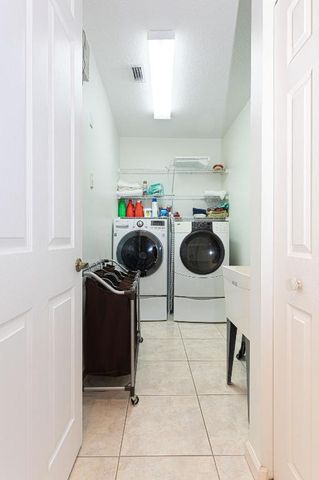 1811 Waldorf Drive, Royal Palm Beach, FL 33411