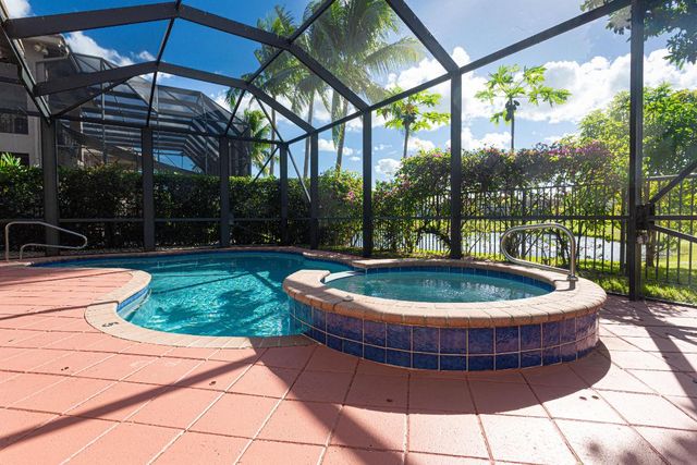 1811 Waldorf Drive, Royal Palm Beach, FL 33411