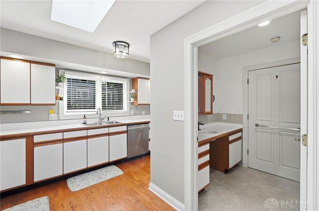 1630 S Main Street, Dayton, OH 45409