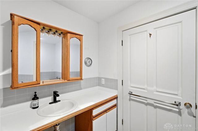 1630 S Main Street, Dayton, OH 45409