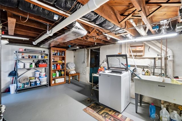 1630 S Main Street, Dayton, OH 45409