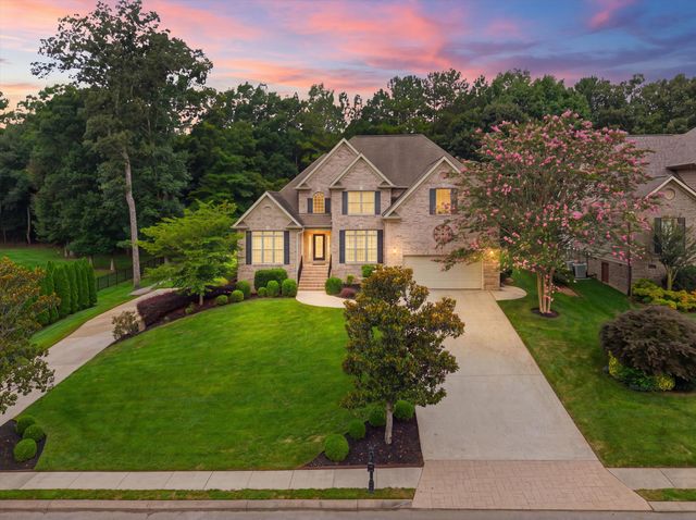 11177 Captains Cove Drive, Soddy Daisy, TN 37379