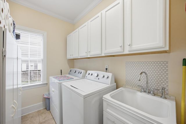 11177 Captains Cove Drive, Soddy Daisy, TN 37379