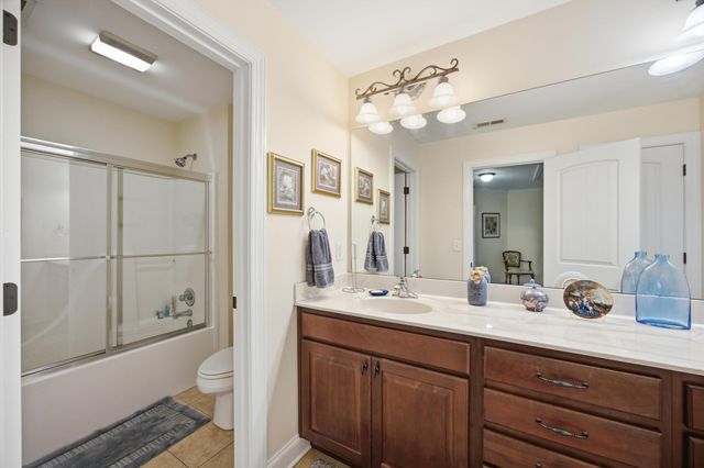 11177 Captains Cove Drive, Soddy Daisy, TN 37379