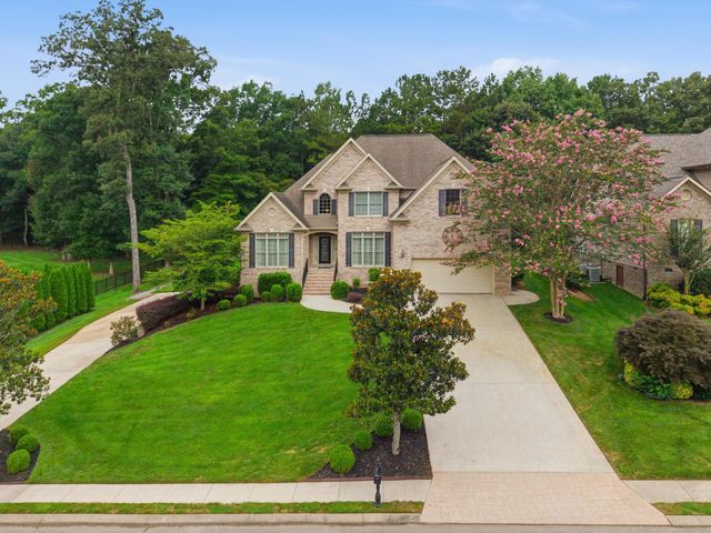 11177 Captains Cove Drive, Soddy Daisy, TN 37379