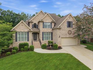 11177 Captains Cove Drive, Soddy Daisy, TN 37379