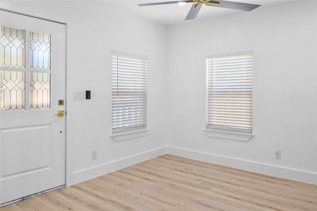 3818 Penelope Street, Dallas, TX 75210