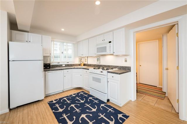 112 50th ST, Virginia Beach, VA 23451