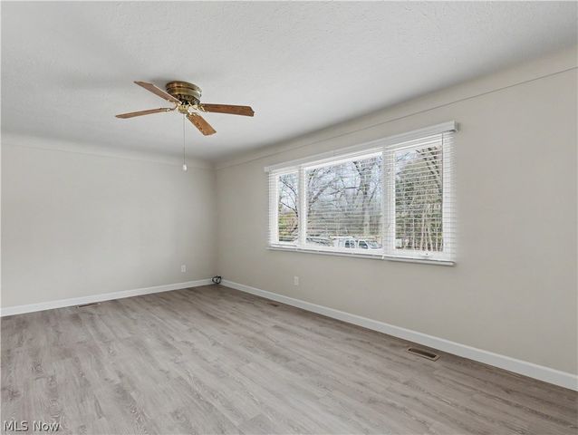 8406 Whippoorwill Road, Ravenna, OH 44266