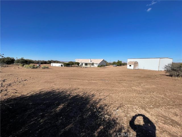 8354 White Road, Phelan, CA 92371