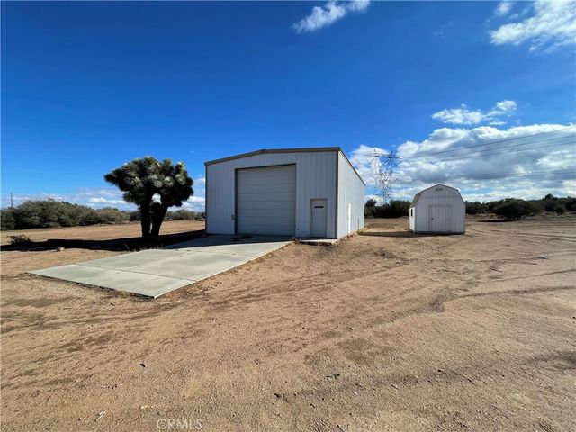 8354 White Road, Phelan, CA 92371