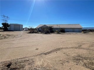 8354 White Road, Phelan, CA 92371