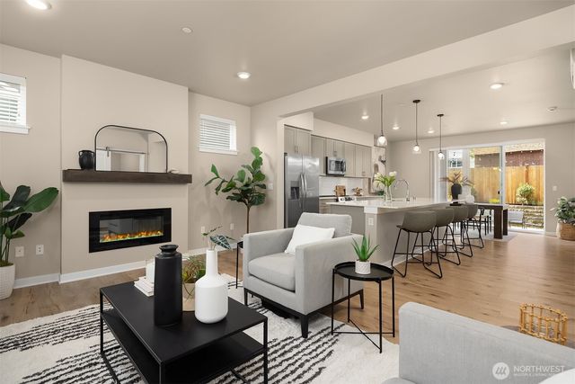 22928 80th Park W, Edmonds, WA 98026