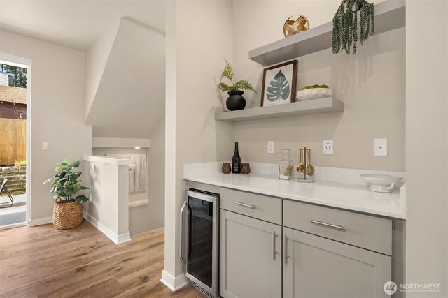 22928 80th Park W, Edmonds, WA 98026