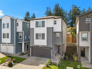 22928 80th Park W, Edmonds, WA 98026