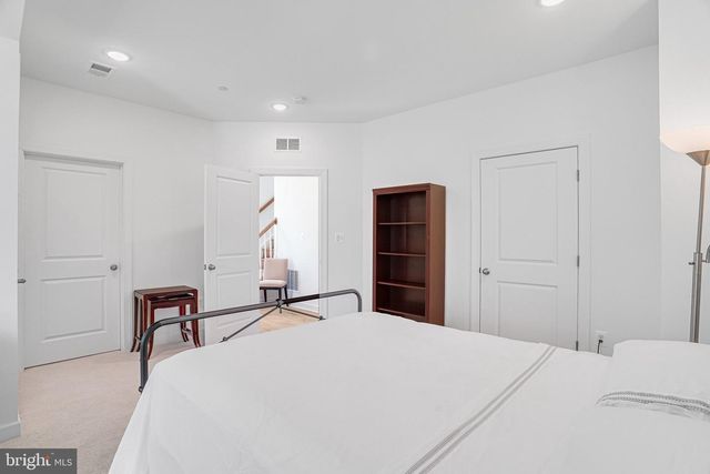 4975 LONGMIRE WAY, Chantilly, VA 20151