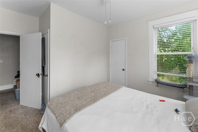 220 E 53rd Street, Savannah, GA 31405