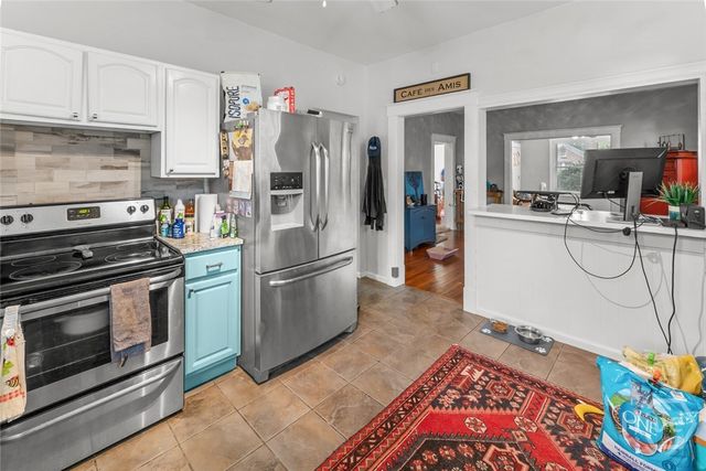 220 E 53rd Street, Savannah, GA 31405