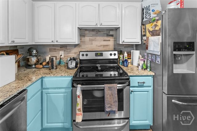 220 E 53rd Street, Savannah, GA 31405