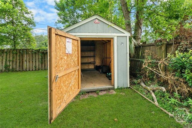 220 E 53rd Street, Savannah, GA 31405