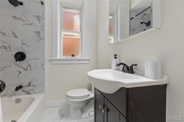 5425 Bates Street, St Louis, MO 63116