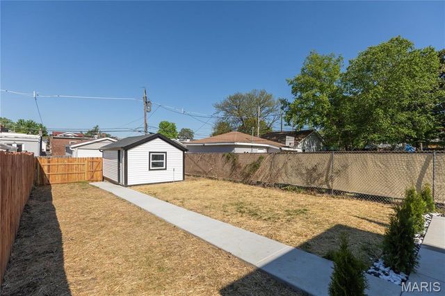 5425 Bates Street, St Louis, MO 63116