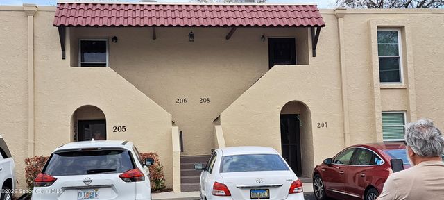 835 18th Street 206, Vero Beach, FL 32960