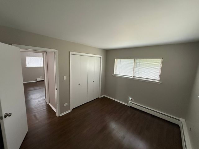 1 Scotdale Road 3, La Grange Park, IL 60526
