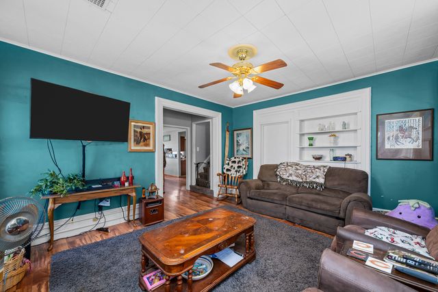 800 Main Avenue, Cordova, IL 61242