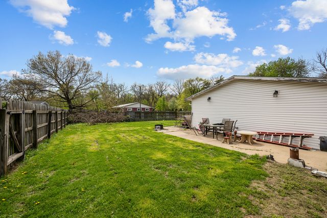800 Main Avenue, Cordova, IL 61242