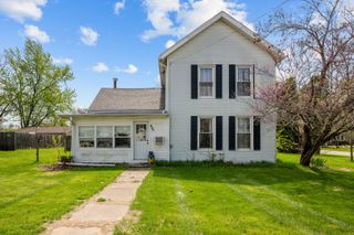 800 Main Avenue, Cordova, IL 61242