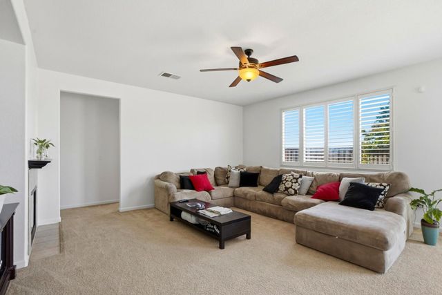16359 Wagon Train Ct, Lathrop, CA 95330