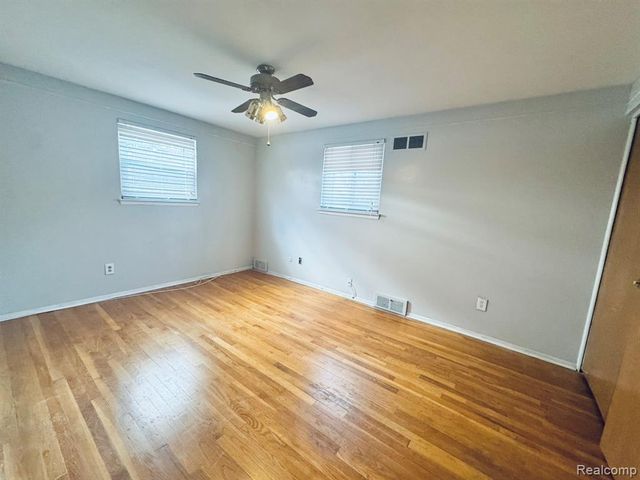 21670 Virginia Street, Southfield, MI 48076