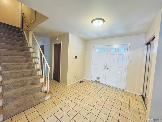 21670 Virginia Street, Southfield, MI 48076