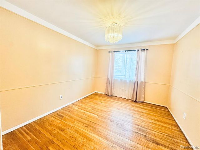 21670 Virginia Street, Southfield, MI 48076