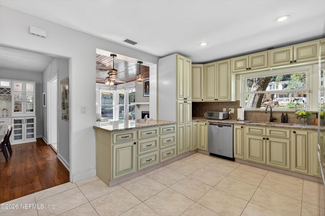 1786 PINEGROVE Avenue, Jacksonville, FL 32205