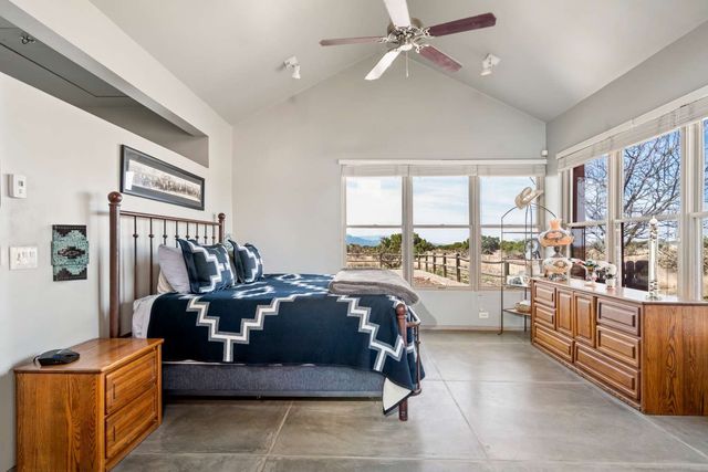 68 Avenida De La Paz, Lamy, NM 87540