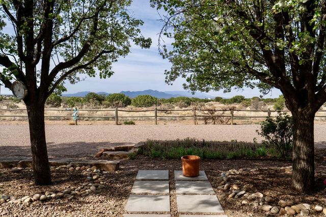 68 Avenida De La Paz, Lamy, NM 87540
