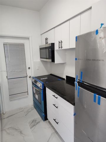 2101 Normandy Dr 204, Miami Beach, FL 33141