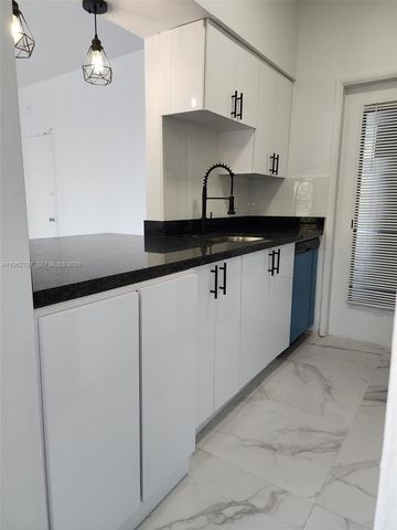 2101 Normandy Dr 204, Miami Beach, FL 33141