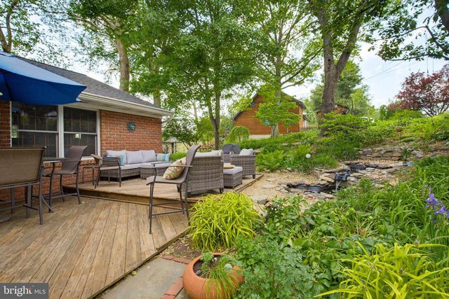 322 HILLTOP RD, Strasburg, PA 17579