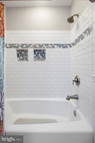 322 HILLTOP RD, Strasburg, PA 17579