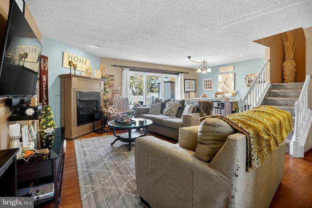 151 CROWN PRINCE DR, Marlton, NJ 08053