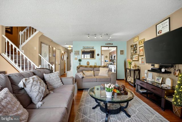 151 CROWN PRINCE DR, Marlton, NJ 08053