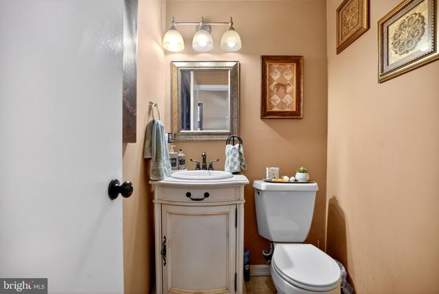 151 CROWN PRINCE DR, Marlton, NJ 08053