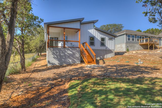 2549 Grandview, Canyon Lake, TX 78133