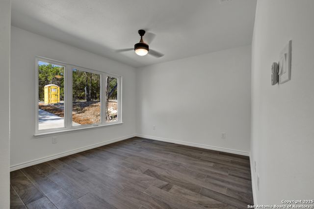 2549 Grandview, Canyon Lake, TX 78133