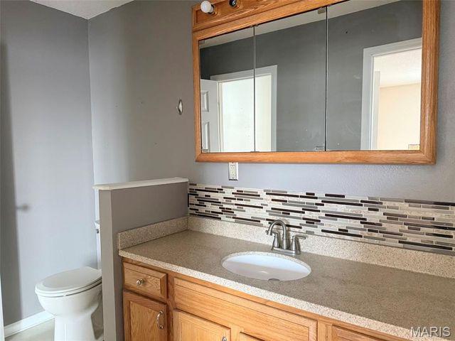 2213 Stone Gate Drive, Dupo, IL 62239