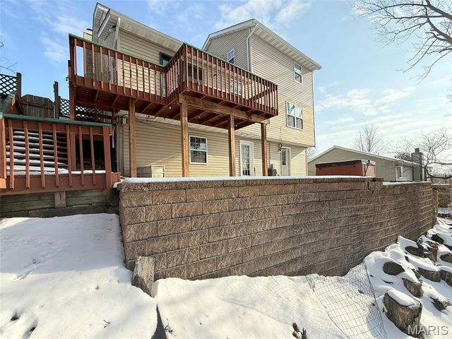 2213 Stone Gate Drive, Dupo, IL 62239